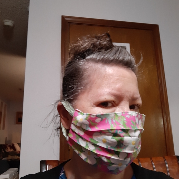 Meet your Posher, Janet - Picture 6 of 8